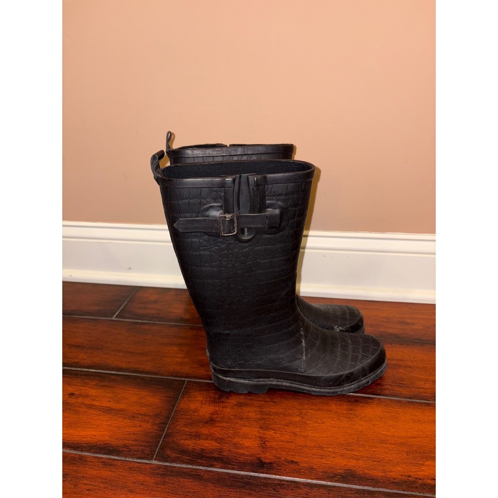 Rampage Black Crocodile Embossed Buckle Accent Rain Boots Women's Size 8M